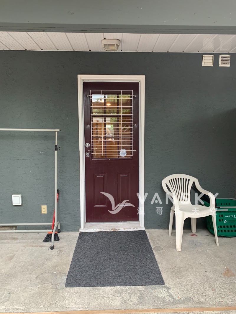 260211093629_Downstair entrance.jpg